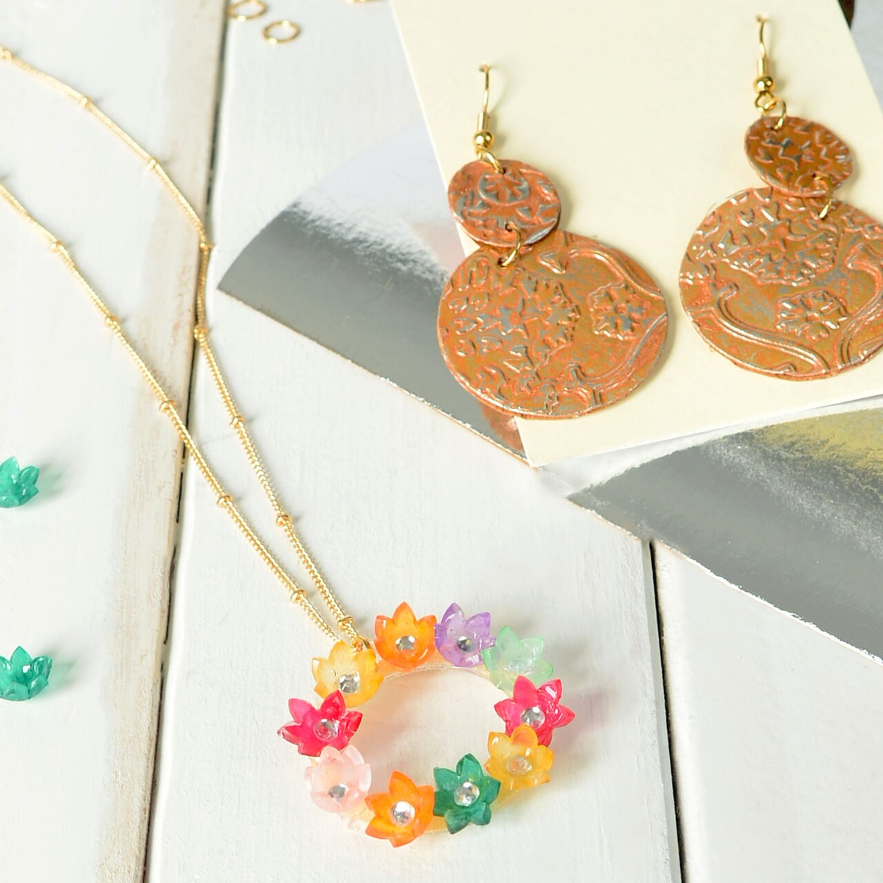 Making Jewelry with Sizzix® Surfacez® Texture Rolls and Shrink Plastic